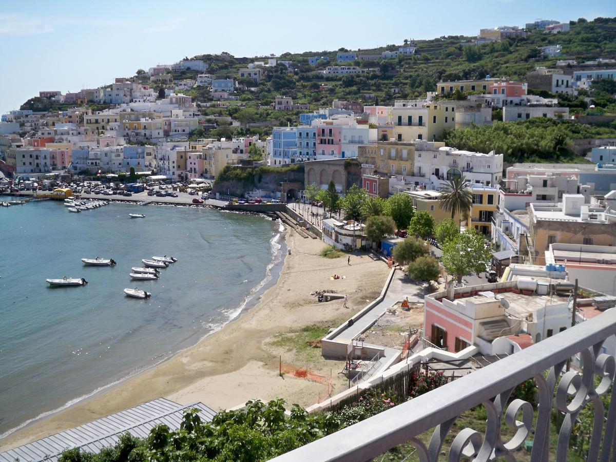 L'Isolana Case Vacanza Palma 1 ปอนซา ภายนอก รูปภาพ